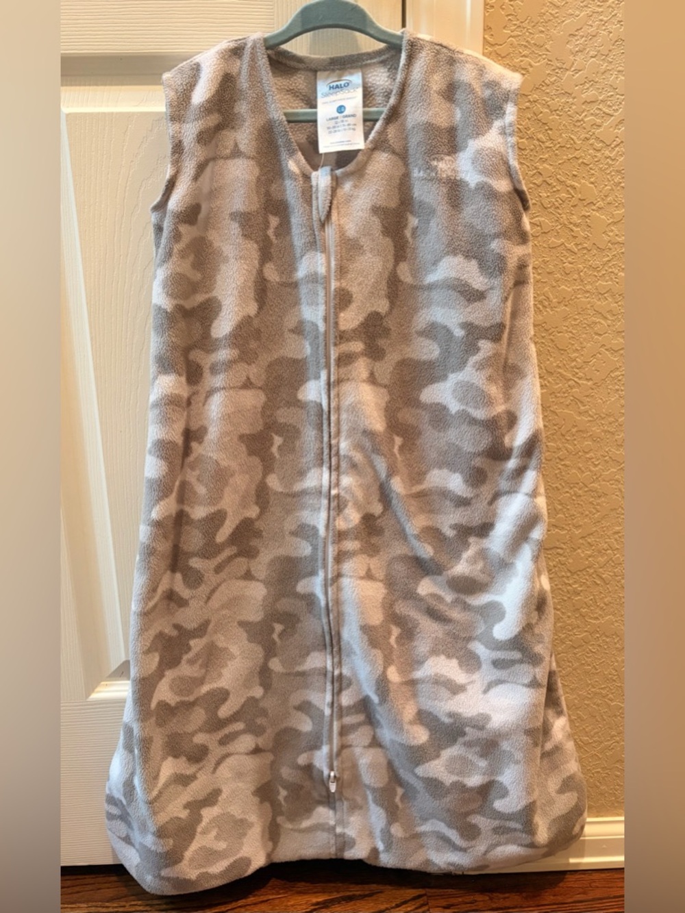 Halo sleep sack Gray Camo size large
